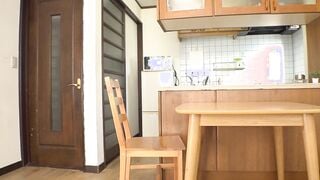SOSY-001 欲求不満な若妻を唆してエッチな悪戯～快感で悶えちゃう正直なカラダ/安藤ハル