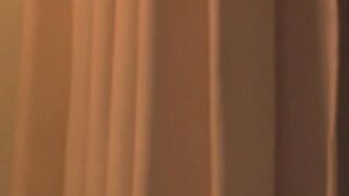 SCPX-190 親友の姉さんがディルドーを2本使って変態オナニーをしているのを目撃！覗かれてるのに気づくとちょい恥ずかしそうに「3Pってどんな感じかなと思って…」とオマ