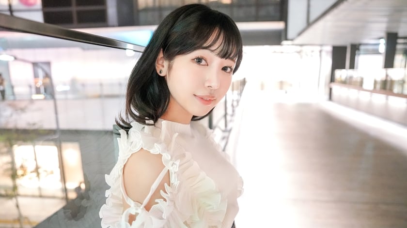 色白美人の女子大生！性の目覚めはシャワーがアソコにあたってから！外より中派の彼女の挿入で感じまくる姿は一見の価値どころじゃない！