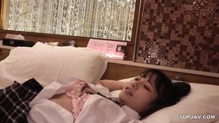 880PPG-016 膣の中が1番の性感帯！挿入したら連続絶頂イキまくり りんちゃん