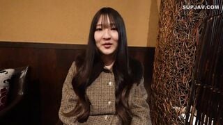 FC2-PPV-4861873 3日間！70OFF【初撮り】レンタカー屋さんの受付嬢を１日レンタル。脱がせてみたら神スタイルでした！！あまりの美尻に歓喜、そして潮吹き。。