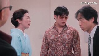 【モザイク破壊】JUR-497 高級クラブの人妻、太客の汗と体液にまみれた、閉店後中出し枕営業―。 木下凛々子