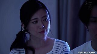【モザイク破壊】JUR-529 塾帰りに迎えにくるのは友人のお母さん 木下凛々子