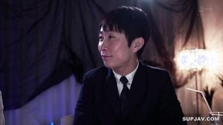 【モザイク破壊】JUR-570 卒業式の後に…大人になった君へ義母からの贈り物―。 竹内有紀