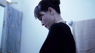 【モザイク破壊】JUR-576 お風呂を出たら、旦那の家族が全員集合してました。～家族風呂輪●～ ももの真利奈