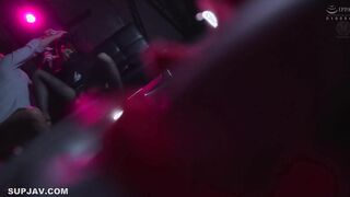 【モザイク破壊】JUR-607 女上司、歪んだ刺激と躾に溺れる、SM不倫性交。昼休みはダメな部下に躾けられて…。 専属美女の『苦しみ』という快楽を解放―。 藤かんな