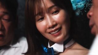 JUR-660 令和の子達は知らない噂のピンクパラダイス ただいまハッスル営業中 魅惑の人妻ノーパン喫茶に来・て・ネ