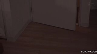 【モザイク破壊】HMN-762 俺のことを好きすぎる義妹が妻がいるのに喘いだら口封じ唾液だらキス杭打ち騎乗位で中出し逆NTR 倉本すみれ