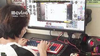 麻豆传媒STP35286 slaeta少女的电竞陪玩顶级服务吃鸡口交侍奉 小米粥