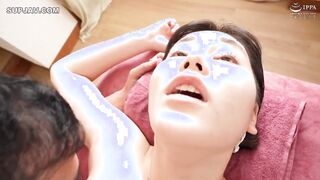 【モザイク破壊】FOCS-295 派遣マッサージに沼って乳首開発された若妻 自ら求めてしまう巧みな悪徳性マッサージに涎ダラダラ全身ブルブル アへ顔全開でイキまくるNTR中