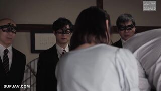 NSFS-464 借金部屋 リアル寝取らせ風俗 入田真綾