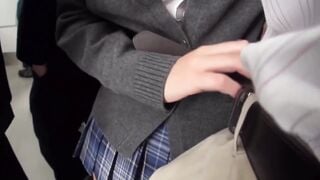 T28-405 満員電車でハメたがる発情痴女