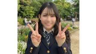 FC2-PPV-4875309 衝撃！！男性経験ほぼナシ！SNSでバズったイマドキ美女が巨根と生ハメで感じまくり！