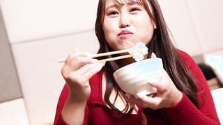 336KNB-407 【超乳＝スーパードリームおっぱい】【どスケベ若妻オホ声イキ！！】超希少種！爆乳通り越して超乳奥様がAV応募！！！「旦那とハワイ行きたいんです？」なん