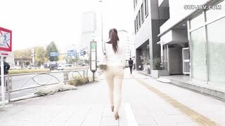 【モザイク破壊】LULU-012 年下の青年に膣圧が高まる恥辱ポーズを強●され突然のデカチン即ハメで即イキした脚抱え妻の子宮に何度も中出し