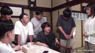 【モザイク破壊】MIDA-436 媚薬依存施設でボランティアをしてしまった私に性欲モンスター男たちが今日も常時フル勃起…！ 「お願い…ここを追い出される前に鎮まって…」慌