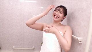 NGHJ-054 子持ちママさん限定！「童貞君の包茎ち○ぽの皮を剥いて洗ってもらえませんか！？」童貞君と密着混浴＆母性たっぷりち〇ぽを泡洗い！カチカチにズル剥けた童貞ち〇