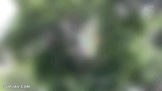 【モザイク破壊】MFYD-093 ここ、外なのに…。小悪魔お姉さんに囁き誘惑で無理やり勃たされ、チ○ポバカになるまで何度も何度も寸止めされてから、人生最高の射精を味合わさ
