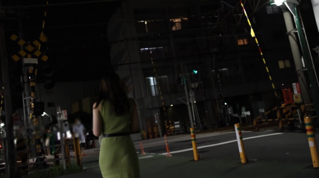 FC2-PPV-4885050 【32歲M系人妻】黑江小姐【我再也忍不瞭瞭……！】慾火焚身、無法自拔的慾求不滿人妻貪婪地吞吐著陰莖 本鶴沼站—