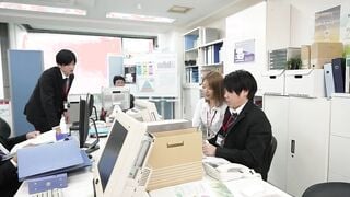 ROYD-308 おチンチン舐めてあげるから恋人のフリしてっ！早く結婚しろとうるさい両親を安心させるために超カワイイ同期女子の一日彼氏になったボク 竹内有紀