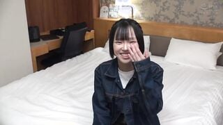 SKMJ-741 完全顔出しガチナンパ！地方から上京してきた10代美少女にとっても恥ずかしい素股体験してもらいました！！甘酸っぱいお汁溢れるおま●こにそのままヌルっと挿入