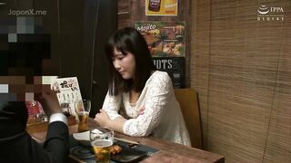 MEKO-124C "숙녀를 취하게 하면 어떻게 할 겁니까?" 젊은 남녀가 가득한 공유 테이블 이자카야에서 혼자 술을 마시는 성숙한 여자를 노리고, 그녀를 데려가는데 성공한다! ! VOL.35