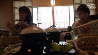 C-2327 人妻不倫旅行×人妻湯恋旅行 collaboration＃16 Side.A