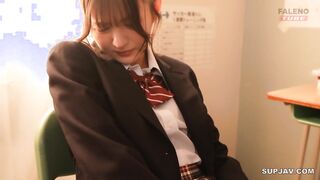 FTHTD-198 サッカー部の女子マネージャーは憧れの先輩のレギュラー獲得のために顧問教師の性処理をしています
