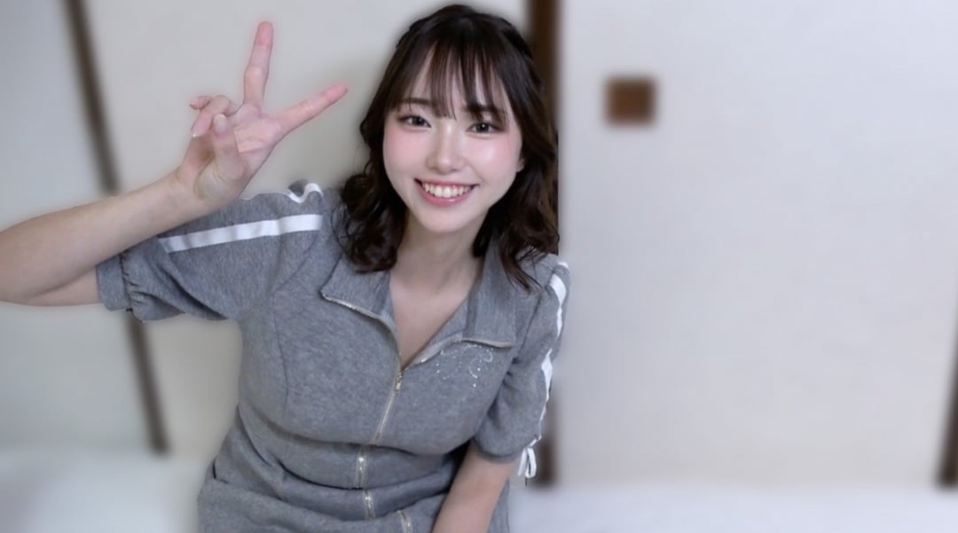 FC2-PPV-4887143 【正宗Z世代】《2004年出生 應屆畢業顏值爆表保育員》真實內射自拍限定公開影片。 ※價格將陸續上調