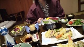 DLDSS-490 欲求不満の巨乳人妻と温泉旅行でハメ狂う 中出しＷ不倫性交 水彩あき