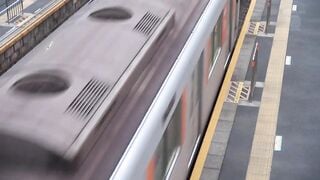 JUX-977 人妻看護師痴漢電車～快感に溺れる恥辱の車内羞恥奉仕～ 神納花