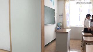 【モザイク破壊】MIAA-720 スクールカースト上位女子のセフレに指名された性欲だけが取り柄なチー牛の僕 新井リマ