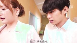 MIDA-555C 彼女にグラビア写真集を没収されて落ち込む生徒をほっとけず… 「先生の水着見てシコっていいよ」ハミ出し水着で爆乳ポso Qカップメガパイでイキすぎ学園