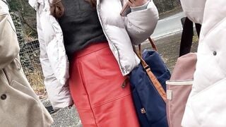 SDAM-169 箱根温泉で見つけたお嬢さん タオル一枚男湯入ってみませんか？63 旅行を楽しむ美女7名が大量オジさんに舐め吸われまくり うなじもま〇こもアナルも顔も風呂