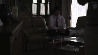 JUX-986 暴風雨 上司の奥さんと二人だけの夜 寧々