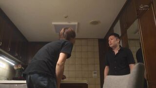 APNS-410 露出願望に憑りつかれた女学生 オマ●コを見られる…と思うほど疼く子宮… 渡来ふう