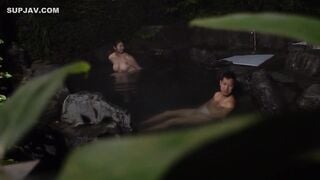 GEBB-045 童貞喰いの痴女妻が出没すると噂のメスワニ混浴温泉は実在した！3 痴女妻4名収録