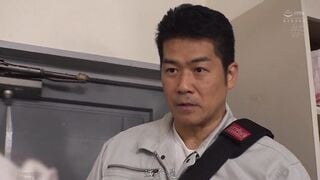 MEYD-801C-U 欲求不満な団地妻と孕ませオヤジの汗だく濃厚中出し不倫 明里つむぎ