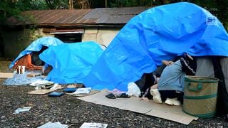 SNOS-161C-U 貧困問題に取り組むボランティア女子大生、支援先で性被害も体験しちゃう！ 白上咲花