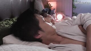 【モザイク破壊】FNS-153 沼らせるステップ誘惑で年上男をグリップするイジワル駆け引きスクール美少女 甘夏唯