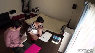 【モザイク破壊】GVG-532 勉強嫌いな受験生が親に無理矢理つけられた家庭教師を挑発してクビにするためのビデオ1 向井藍