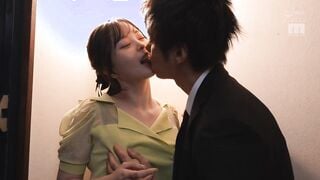 MIDA-637 朝起きたら隣に会社のアイドル九野さんが！会社で目立たない地味～なボクに甘えてきて…可愛すぎる素顔とカラダに絶倫なボクは何度も何度もヤリまくり暴走ピストン