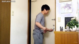 【モザイク破壊】HUNTC-398 「子供が学校に行っている間は女に戻りたいから…」性欲を持て余すシングルマザーに性欲処理されるボク2