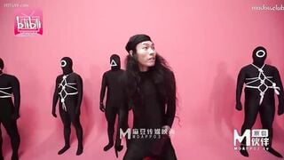 麻豆传媒CUS-061 鱿魚遊戲成人版滑溜溜地獄