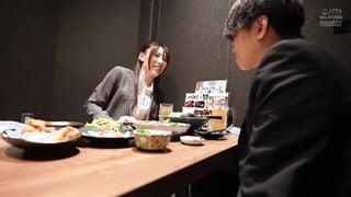 DANDYA-030 通行人は二度見する！ドラマの主人公のような不意打ち路上キスで火がついた人妻上司は浮気欲が止まらないVOL.2