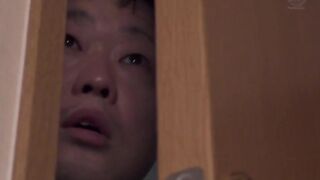 【モザイク破壊】JUL-645 妊活中に父さんの目を盗み、何度も僕のチ○ポで中出しを求めてくる性欲過多の絶倫義母 向井藍