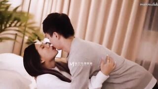 麻豆传媒MAN0002 打造专属于“你”的情欲流动《初恋的那件小事》