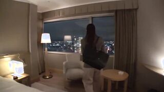 300MIUM-1386 【キリッとした仕事姿からは想像できない、ぐちょどろ欲しがりま●こ】二人きりになるとメス顔で即発情。いつも真面目な美人上司と社内不倫。仕事の顔も家
