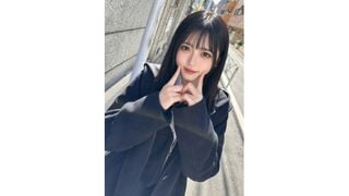 FC2-PPV-4903171 【顔出し解禁】”神ビジュ新生アイドル18歳” 加入わずか1週間で限界FC2デビュー。ピル無しガチ生中出し映像。※残りわずか