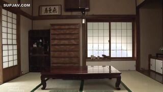 【モザイク破壊】MDVHJ-019 家に父がいない間絶倫息子の性的欲求を受け入れる母は「いけない」と思いながらも禁断交尾の快楽に溺れる…